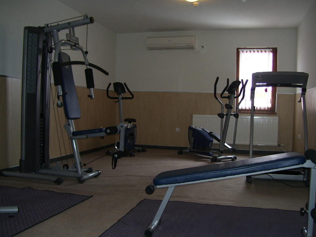 Kestenite Family Hotel Samokov Eksteriør billede